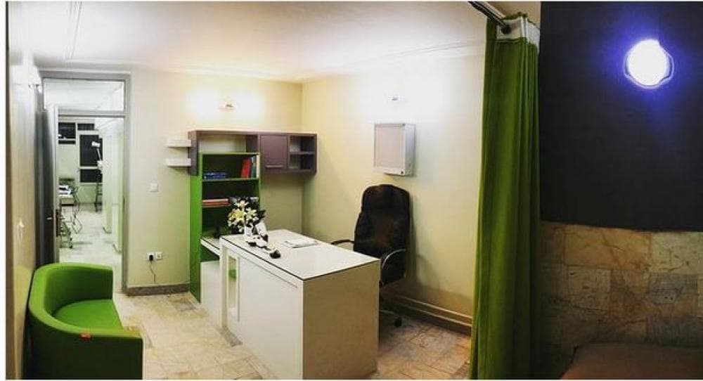 place کلینیک فیزیوتراپی اریس