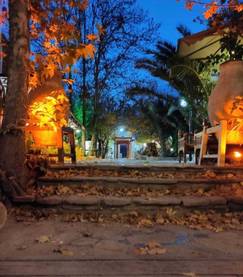 place مجموعه گردشگری نخلستان پلاس
