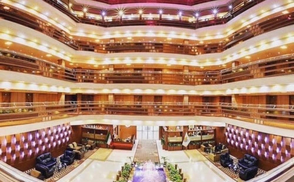 place هتل اطلس
