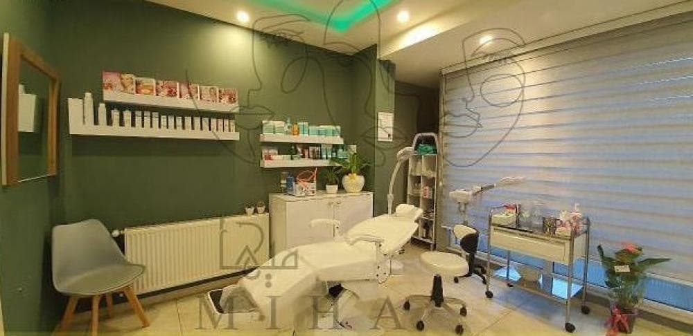 place کلینیک زیبایی و لیزر میها