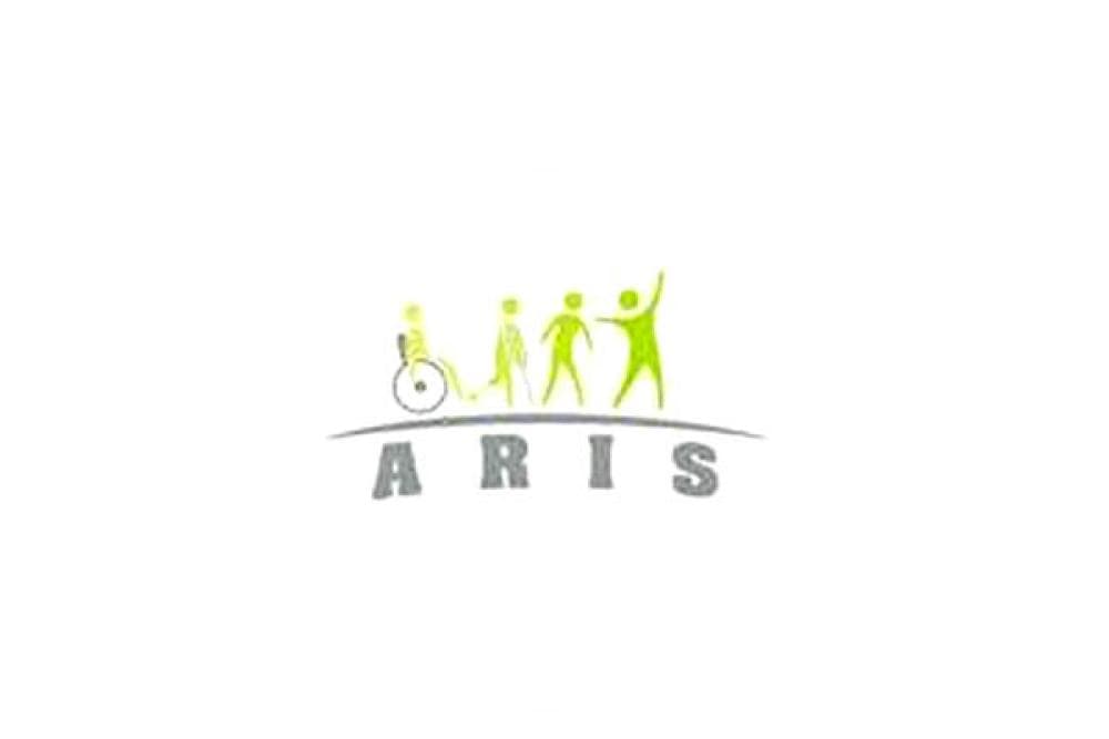place کلینیک فیزیوتراپی اریس