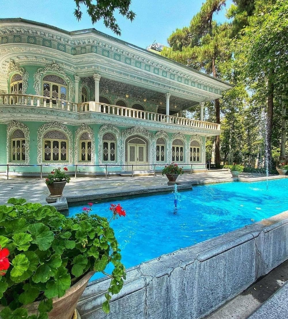 place کافه ریبار