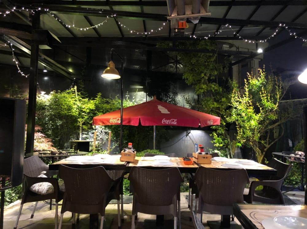 place منهتن گریل